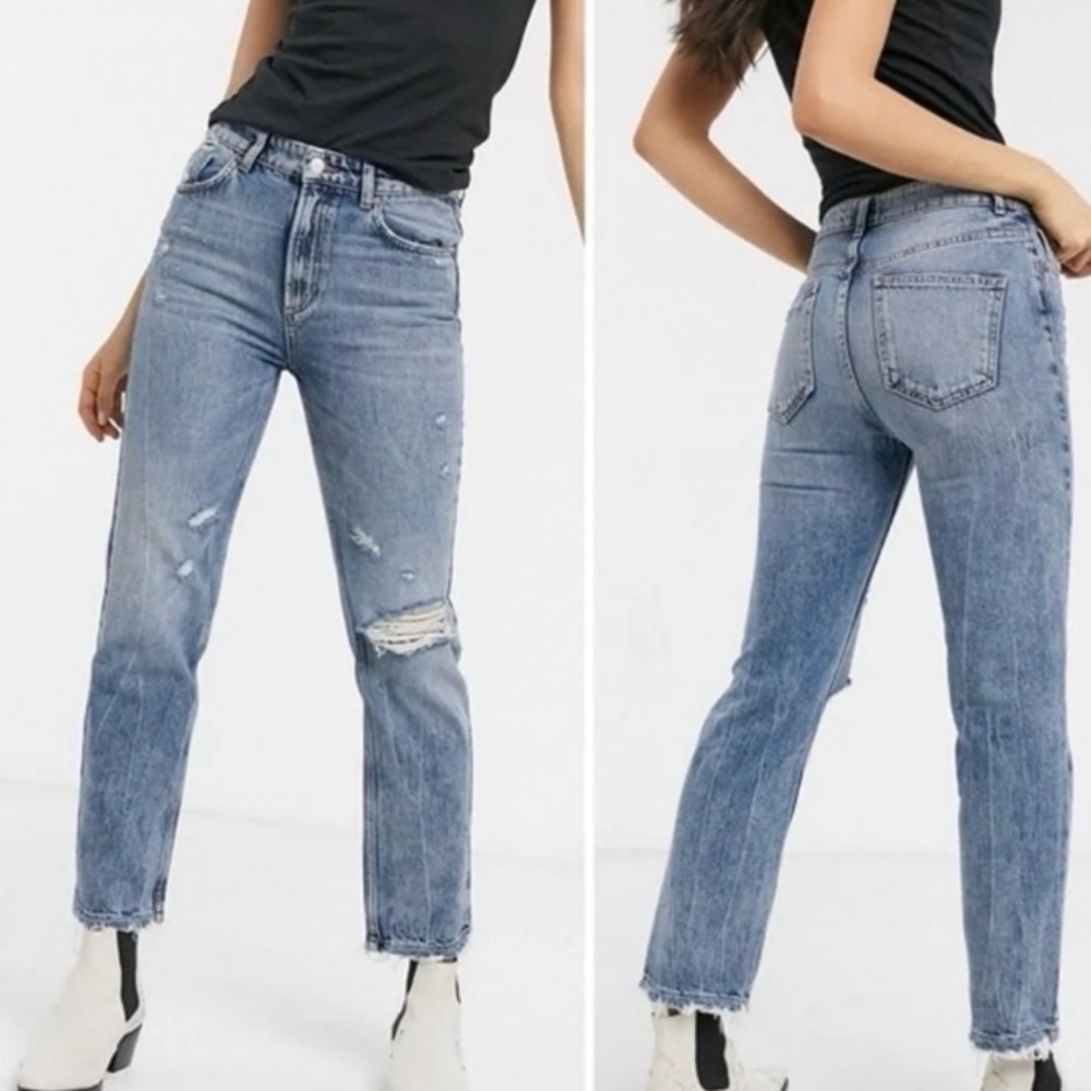 We the free free people Dakota straight leg distressed jeans size 27